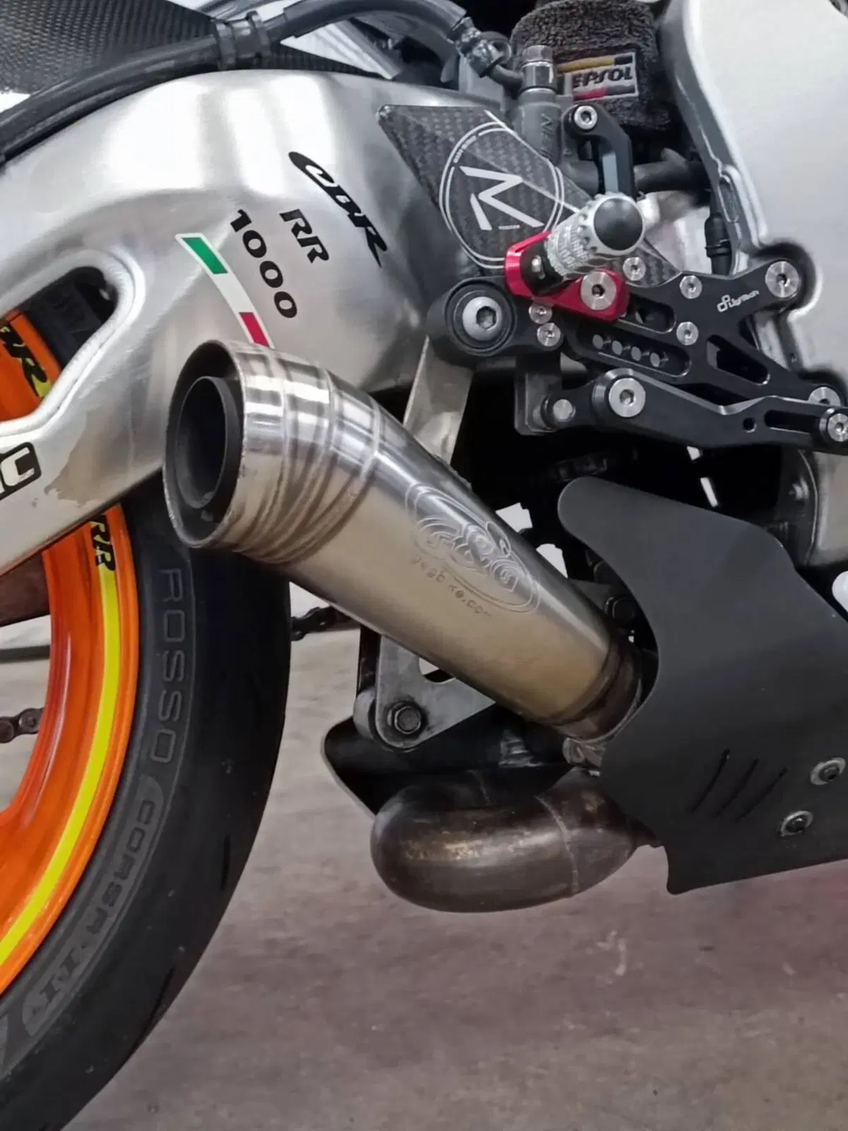 Honda CBR 1000 RR C- ABS (2009 - 11) (8)