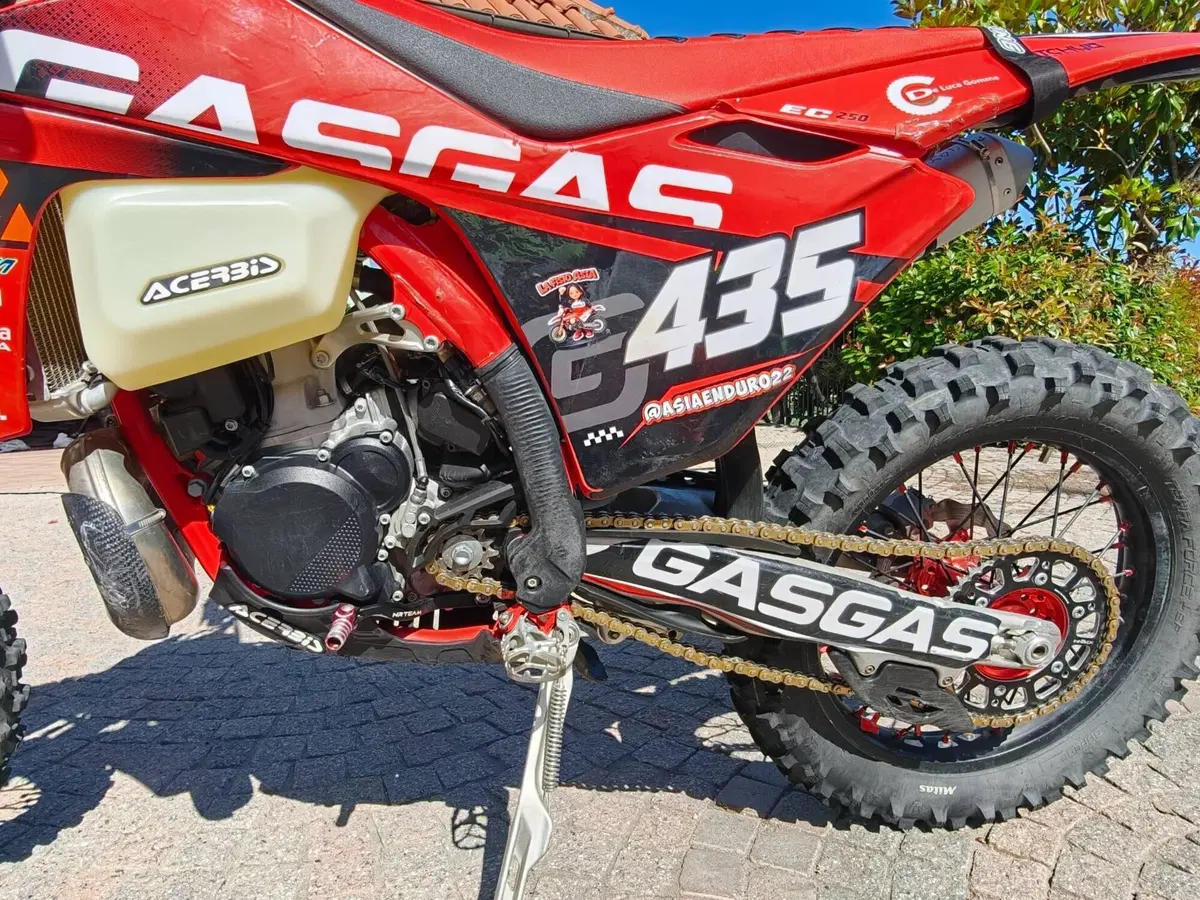 GASGAS EC 250 (2024) (4)