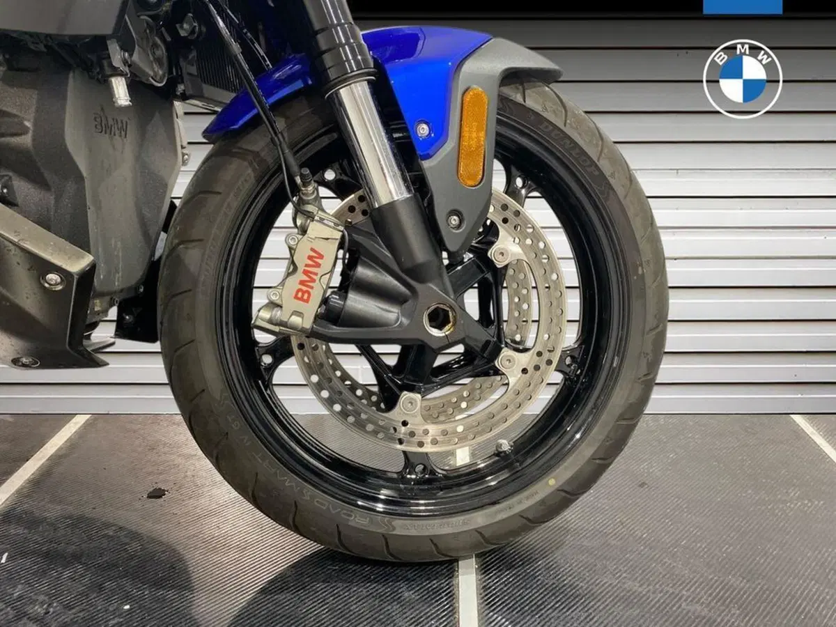 Bmw R 1300 R (2026 - 27) (14)