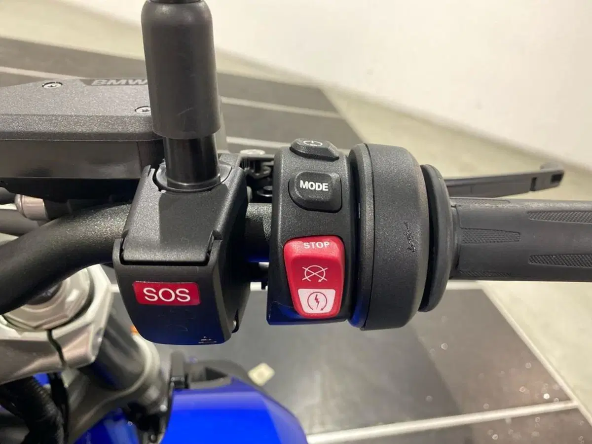 Bmw R 1300 R (2026 - 27) (8)