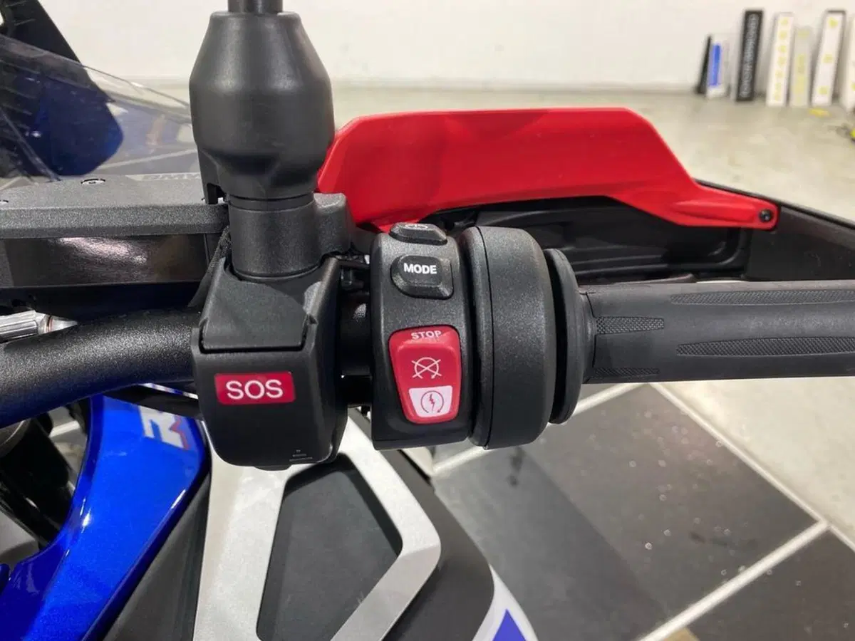 Bmw R 1300 GS Adventure ASA (2025 - 26) (8)