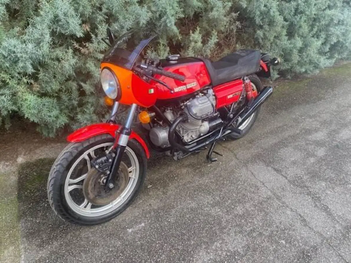 Moto Guzzi LE MANS 1 (10)