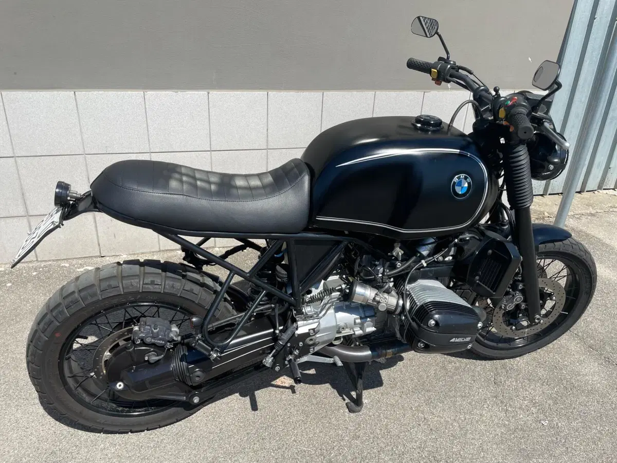 Bmw R 1100 R ABS (2)