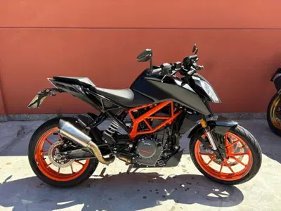KTM 390 Duke (2021 - 23) usata