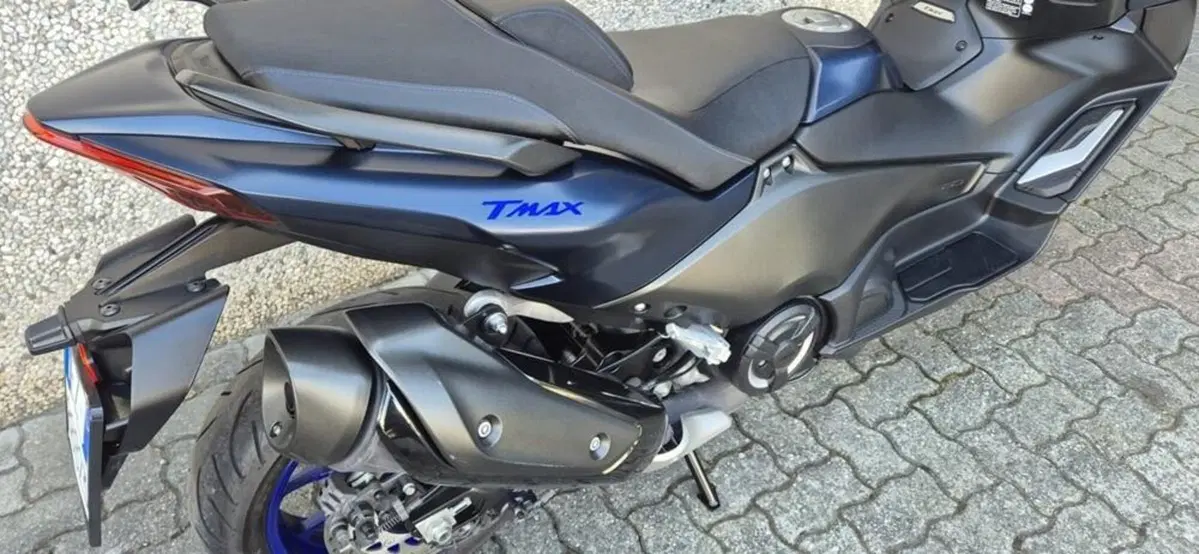 Yamaha T-Max 560 (2022 - 24) (5)