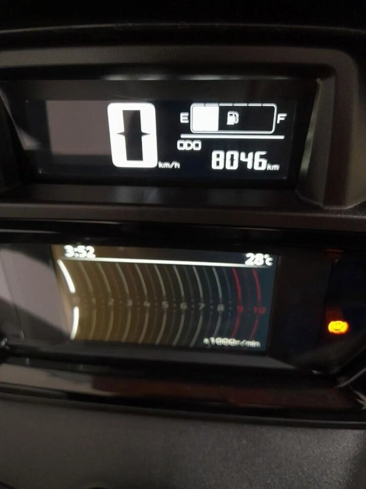 Yamaha X-Max 300 Tech Max (2021 - 24) (4)