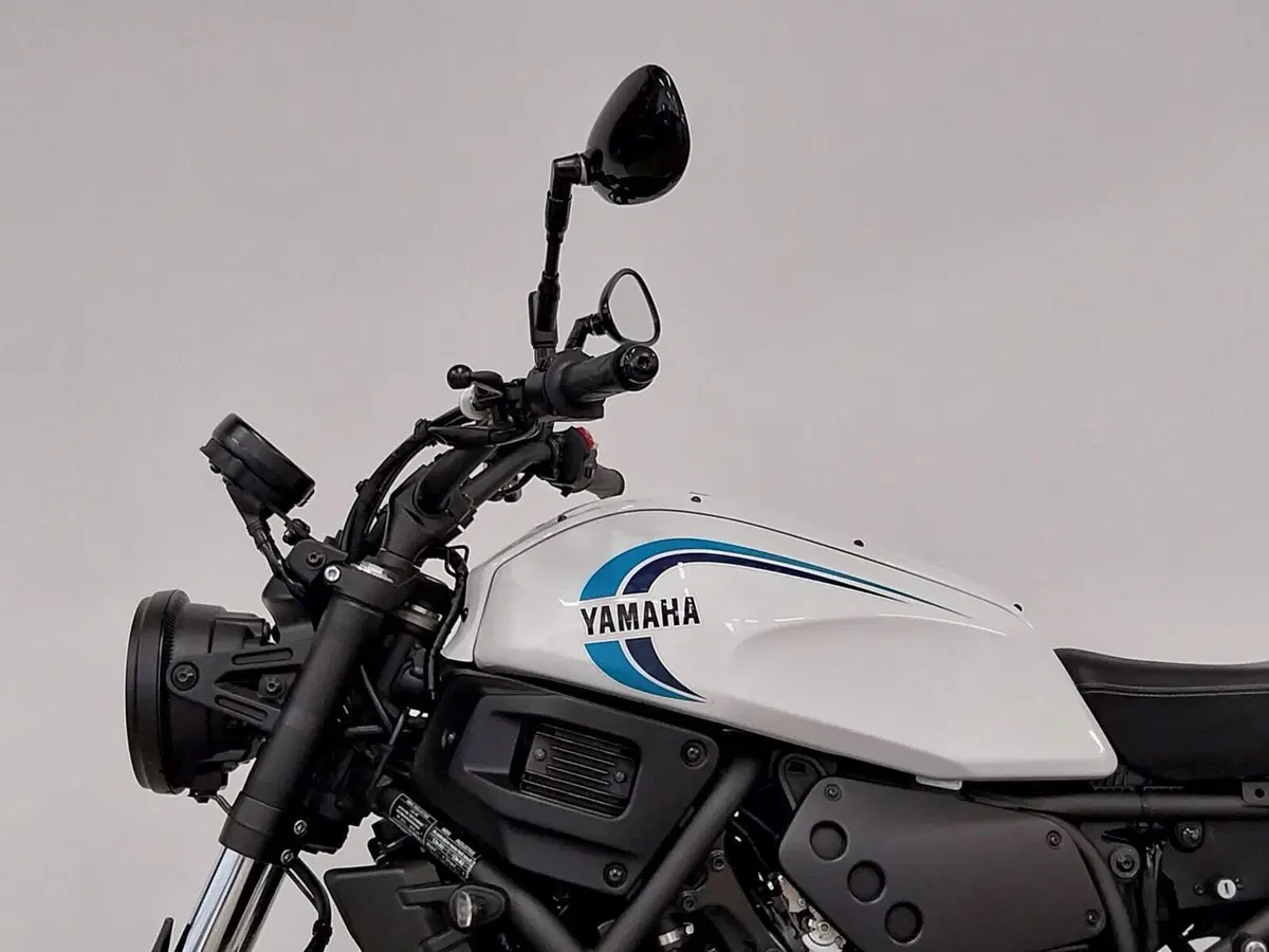 Yamaha XSR 700 (2022 - 26) (8)