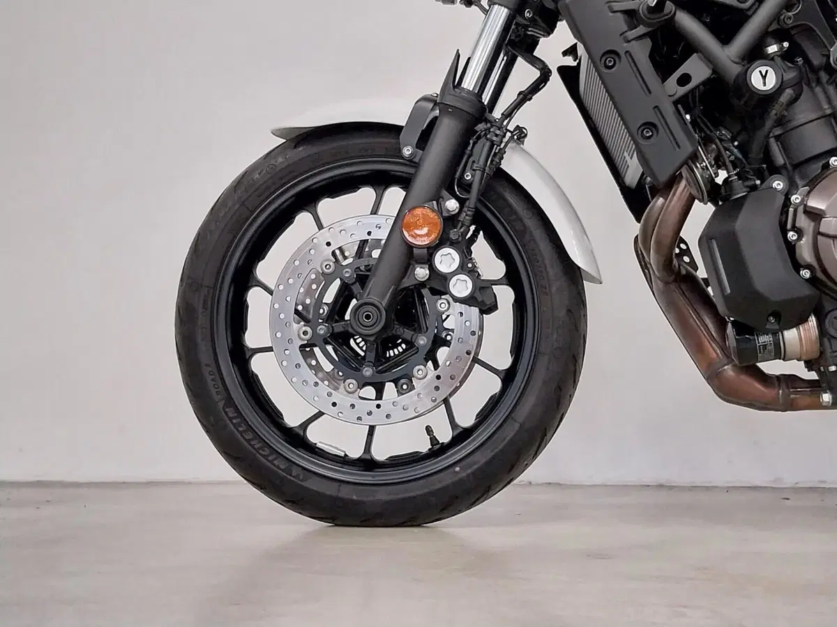 Yamaha XSR 700 (2022 - 26) (14)