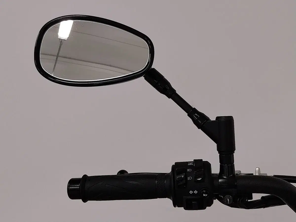 Yamaha XSR 700 (2022 - 26) (19)