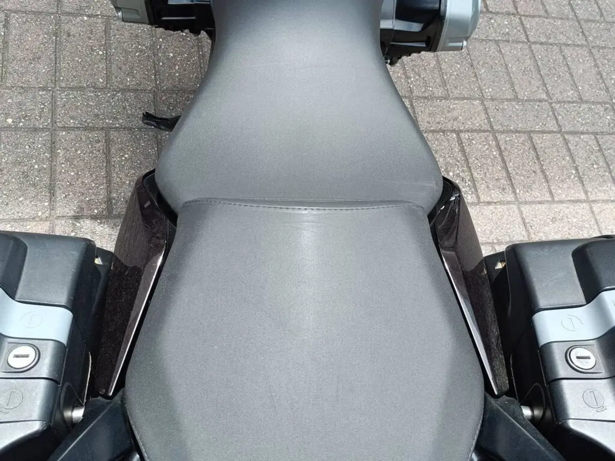 Bmw R 1200 R (2017 - 18) (10)