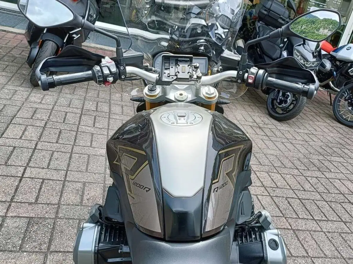 Bmw R 1200 R (2017 - 18) (12)