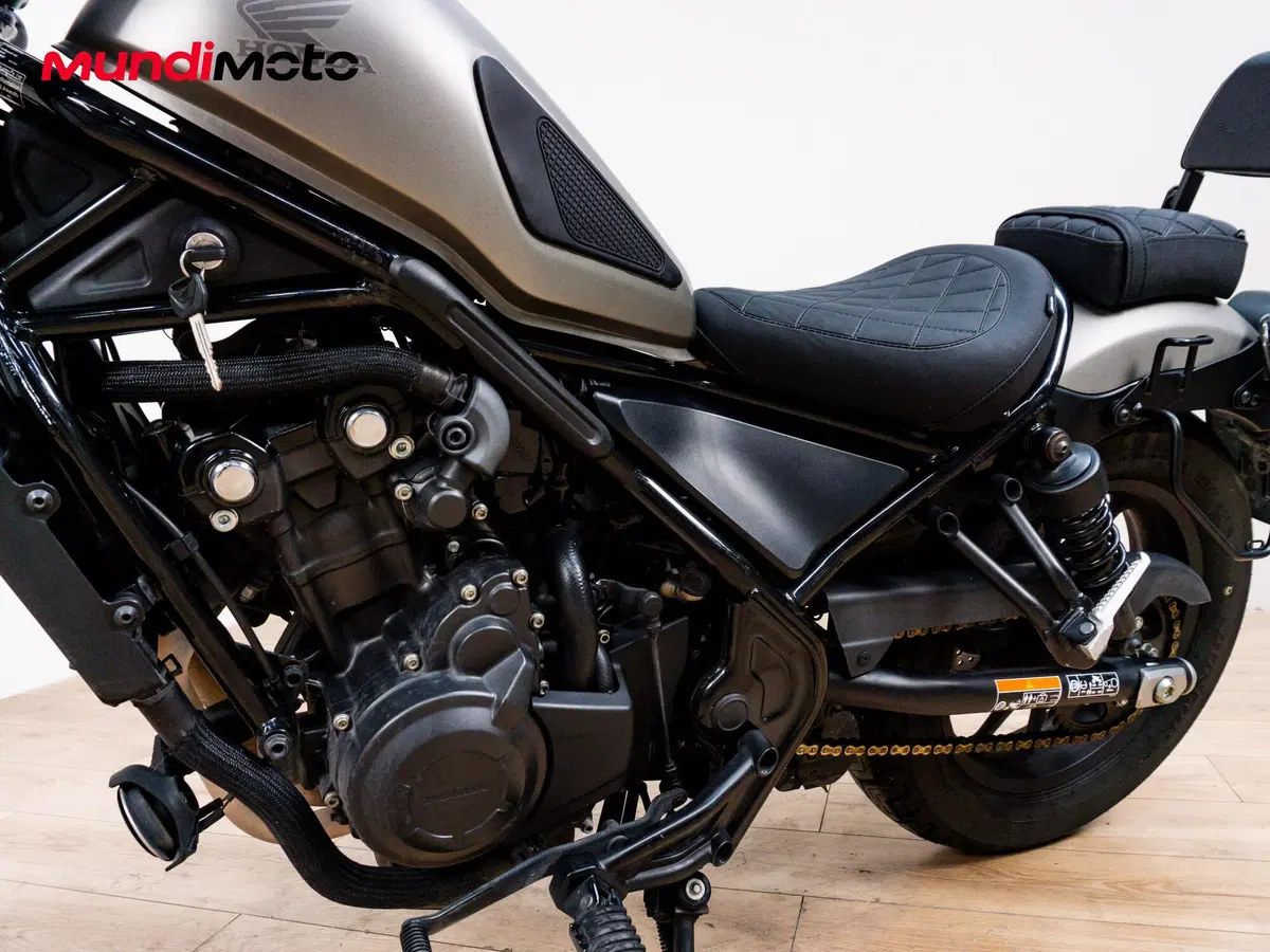 Honda CMX 500 Rebel + Special Edition (2025 - 26) (7)