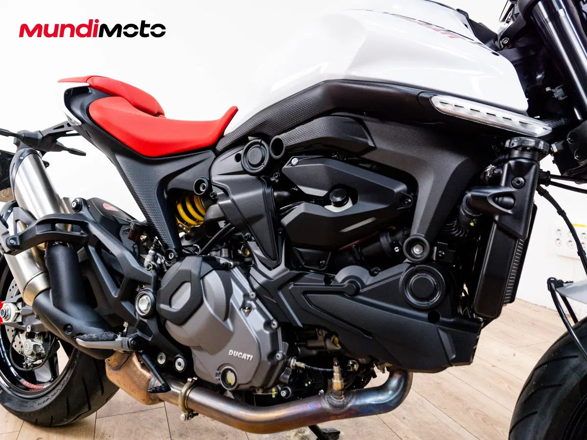 Ducati Monster 937 (2021 - 25) (5)