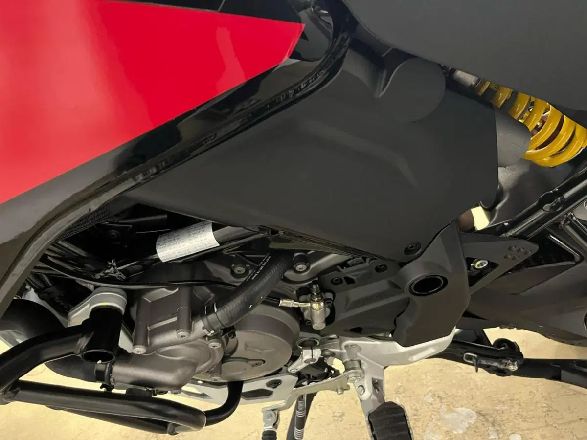 Ducati DesertX Discovery (2025) (9)