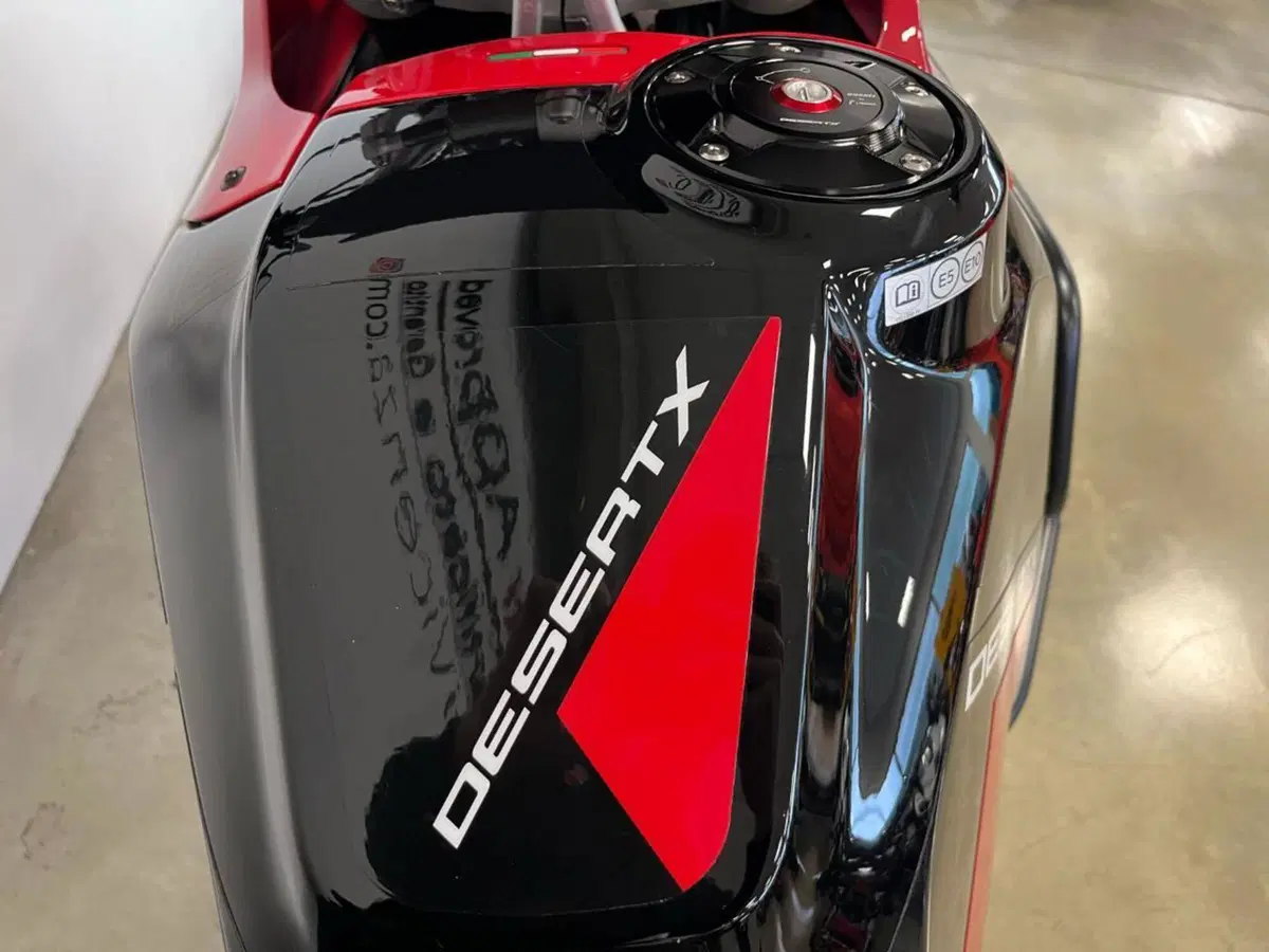 Ducati DesertX Discovery (2025) (10)