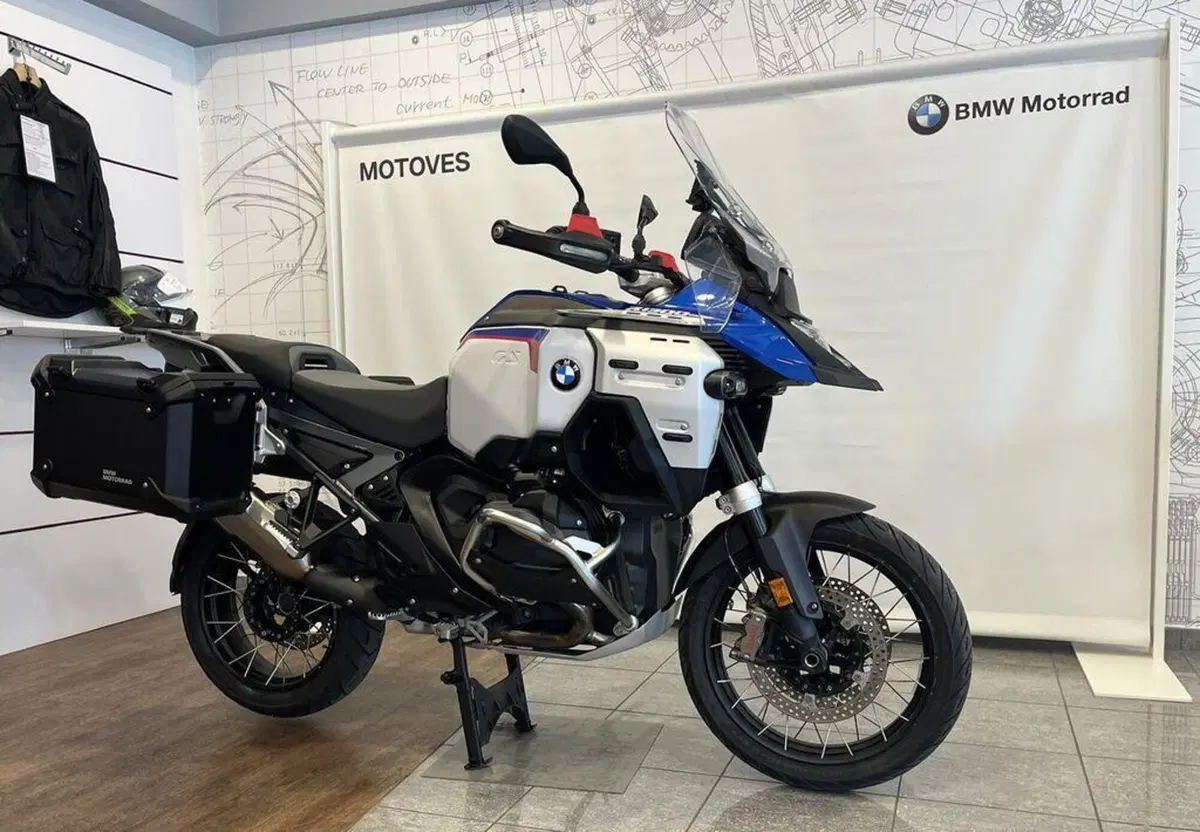 Bmw R 1300 GS Adventure Trophy (2025 - 26) (6)