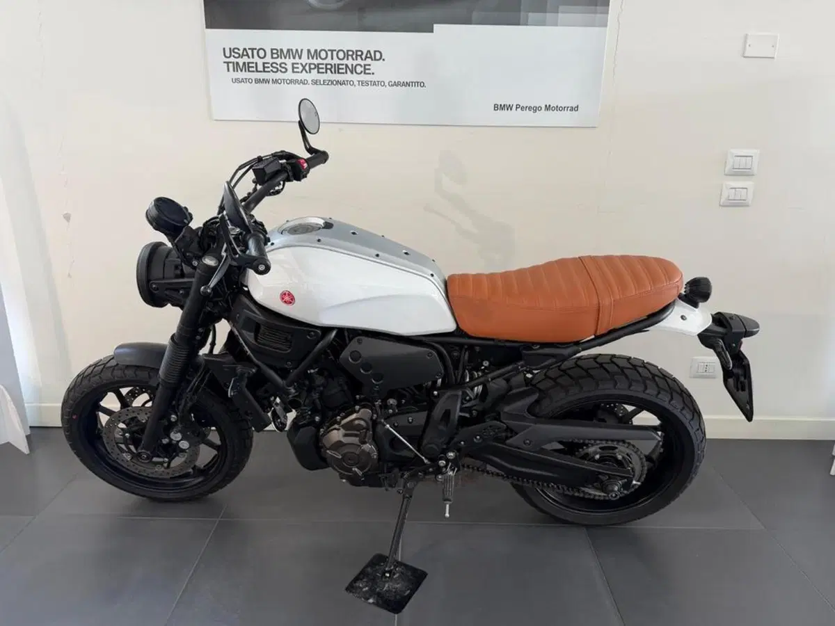 Yamaha XSR 700 (2022 - 26) (2)