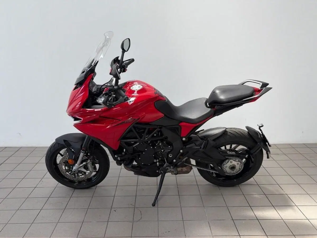 MV Agusta Turismo Veloce 800 Rosso (2021 - 23) (4)