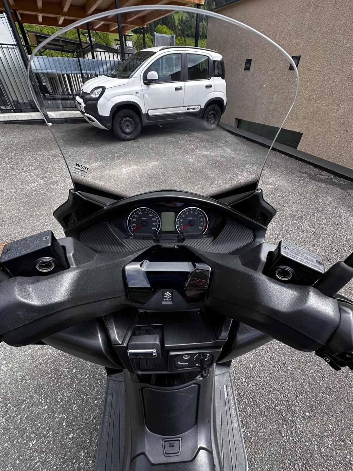 Suzuki Burgman AN 400 (2017 - 20) (5)