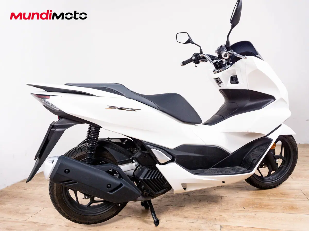 Honda PCX 125 (2017 - 18) (3)