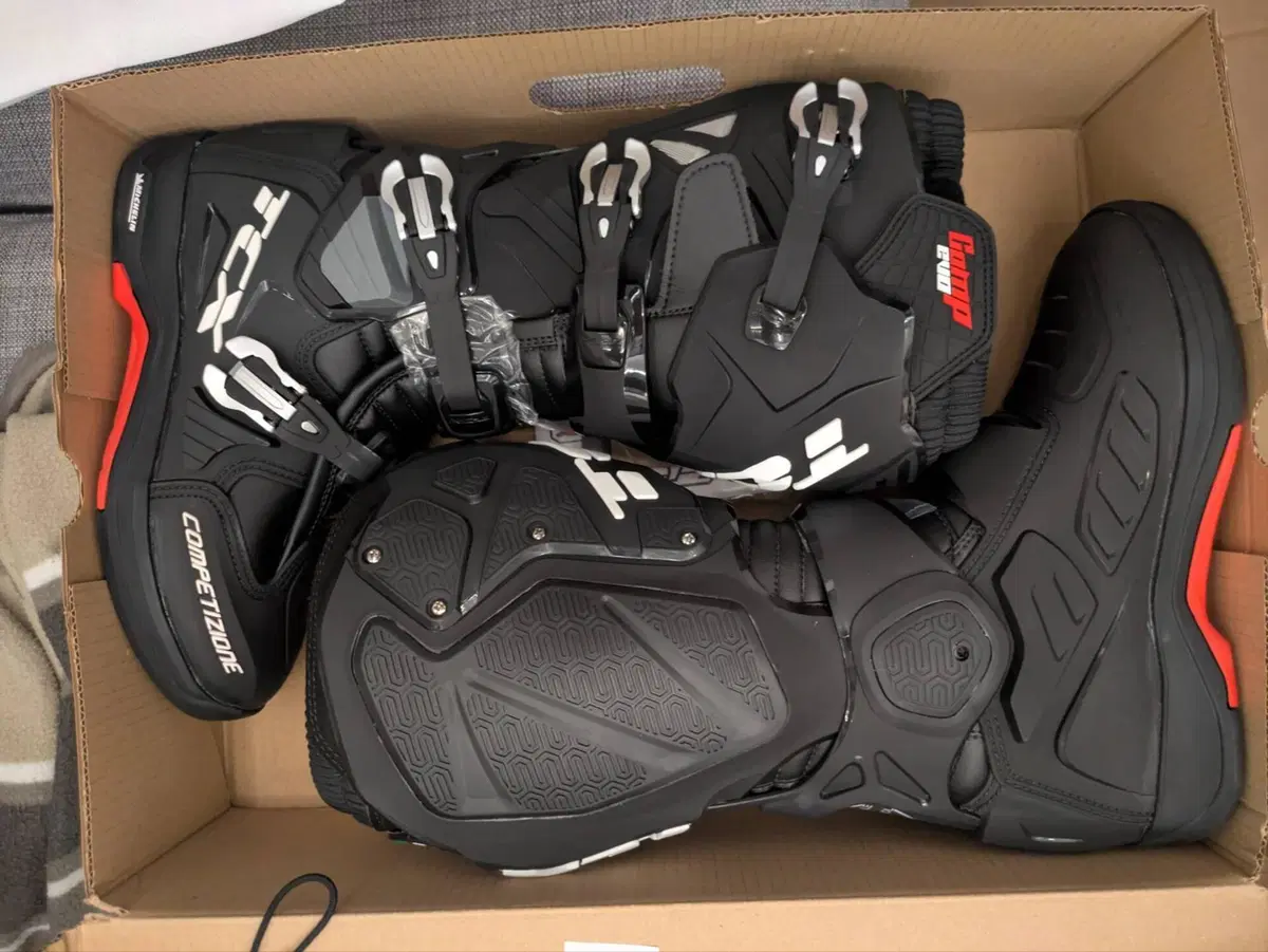 Stivali Motocross TCX Comp Evo 2 Michelin – NUOVI Tcx focus on boots (3)