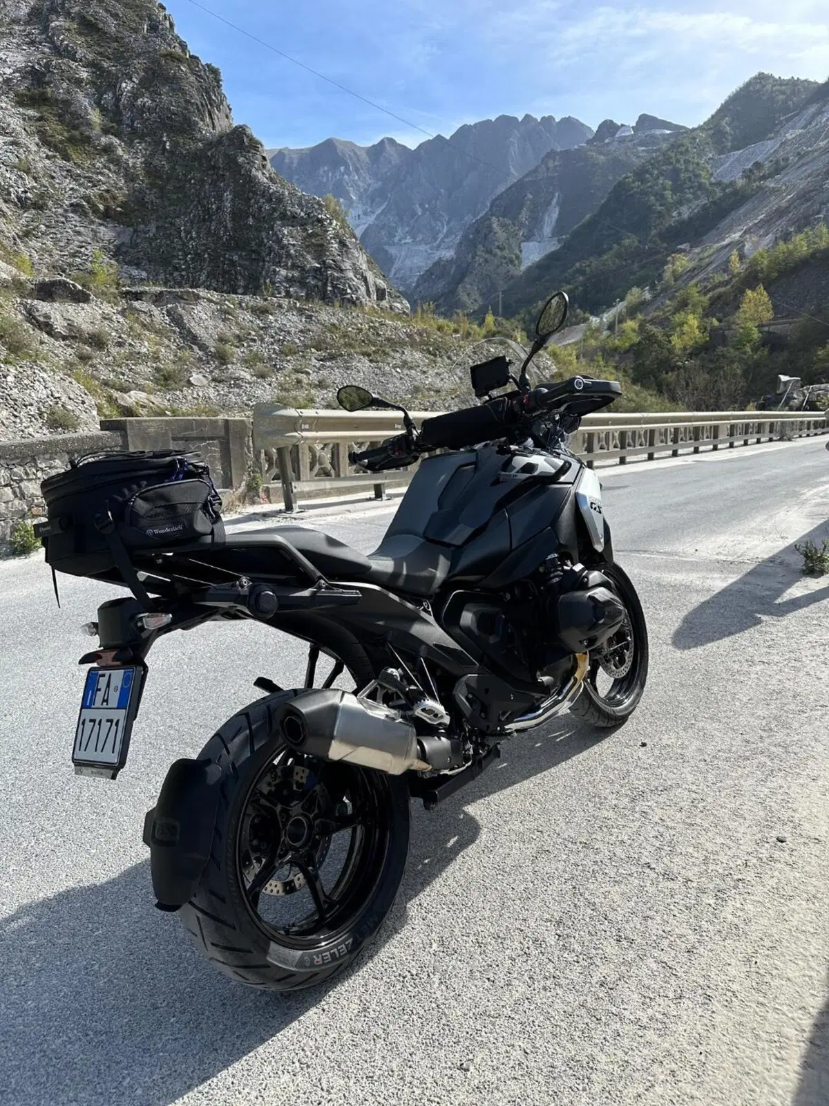 Bmw R 1300 GS Triple Black (2023 - 26) (4)