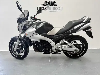 Suzuki GSR 600 (2006 - 11) usata