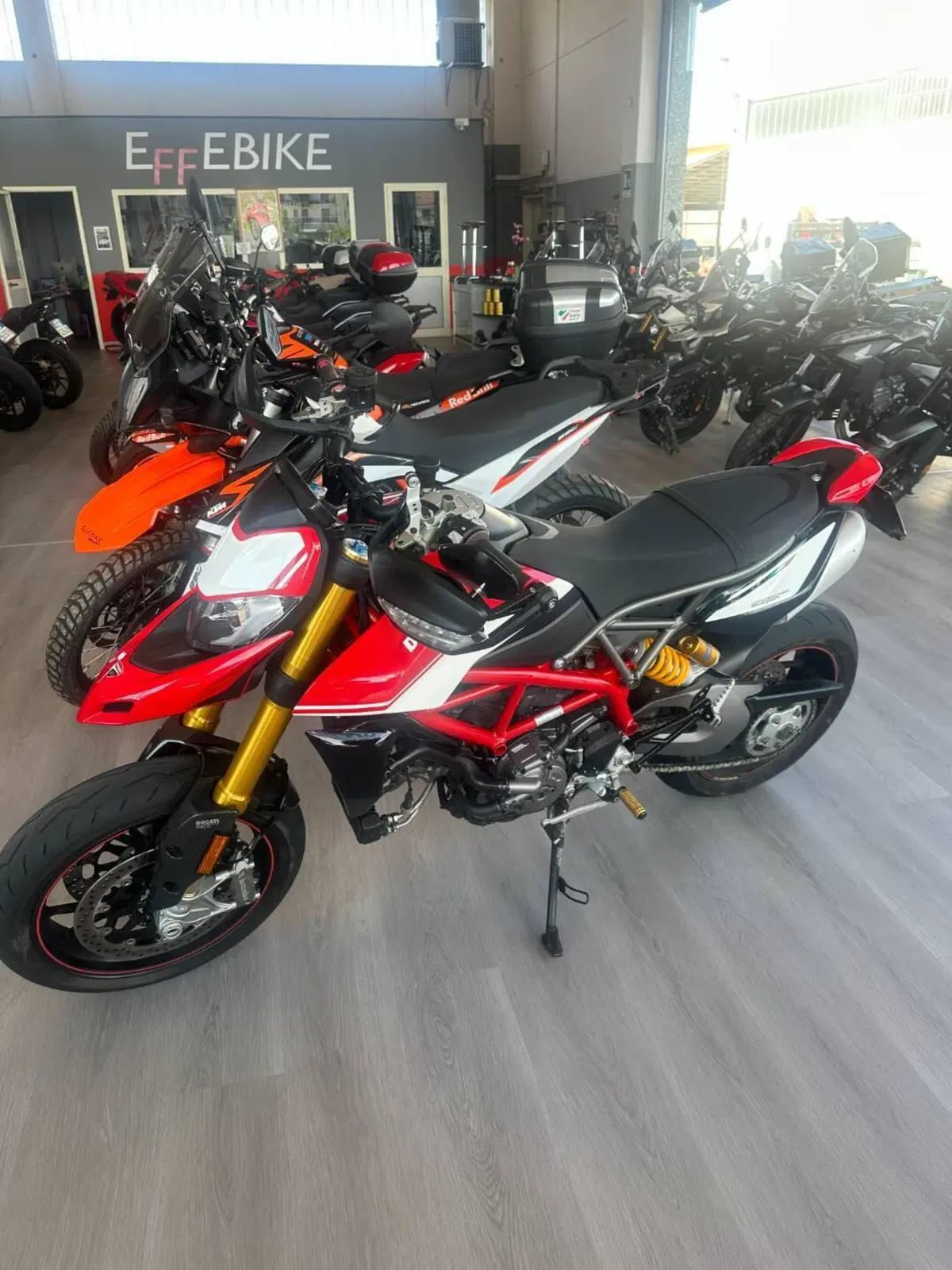 Ducati Hypermotard 950 SP (2019 - 20) (2)