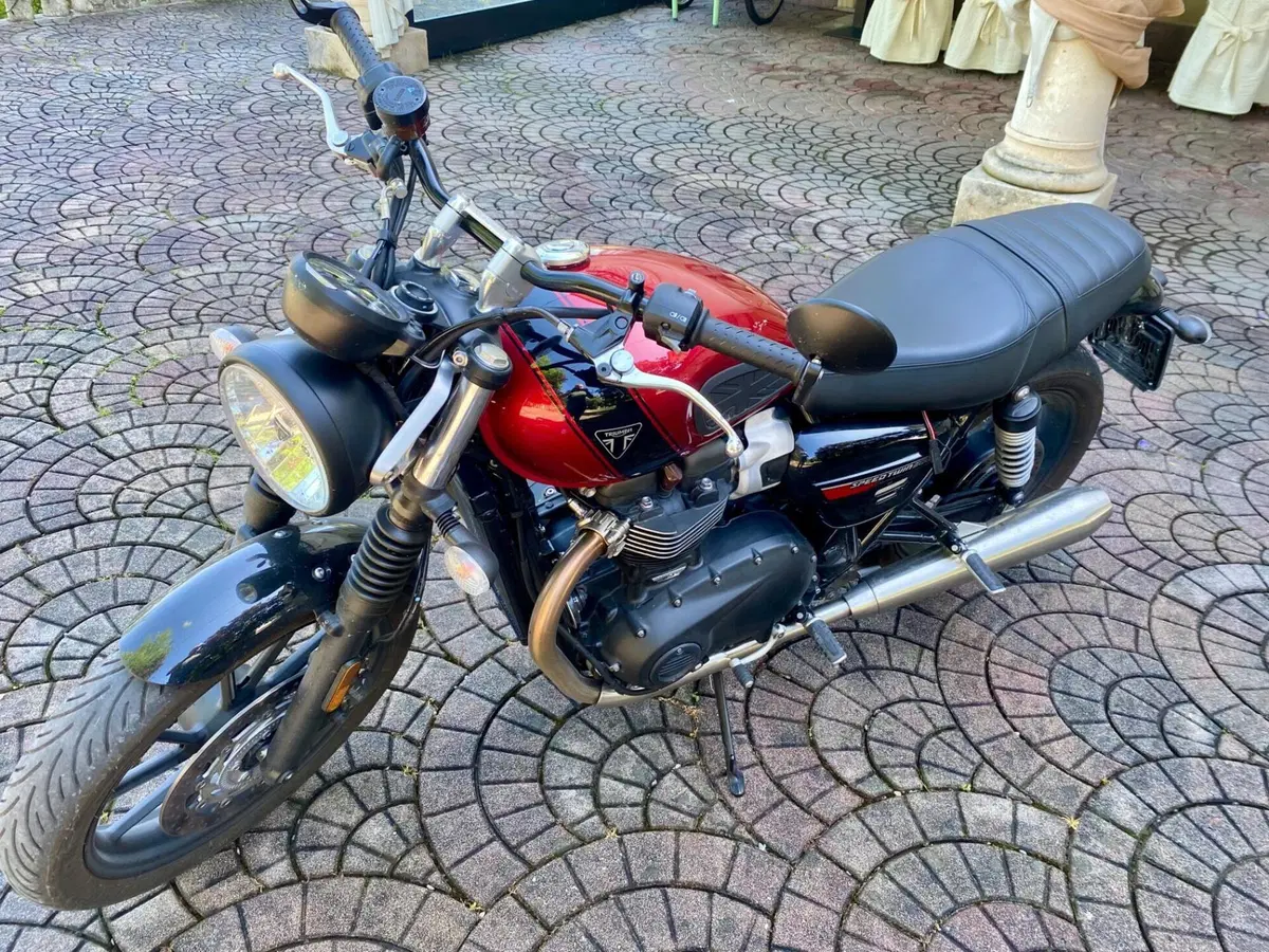 Triumph Speed Twin 900 (2023 - 24) (2)