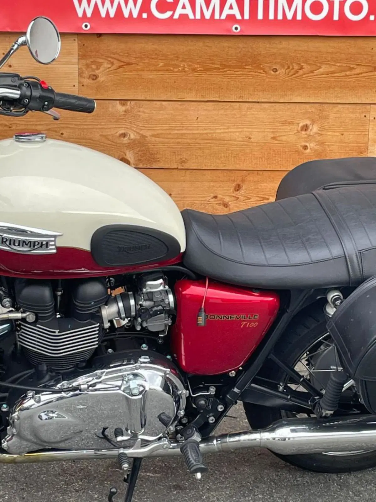 Triumph Bonneville T100 (2008 - 16) (4)