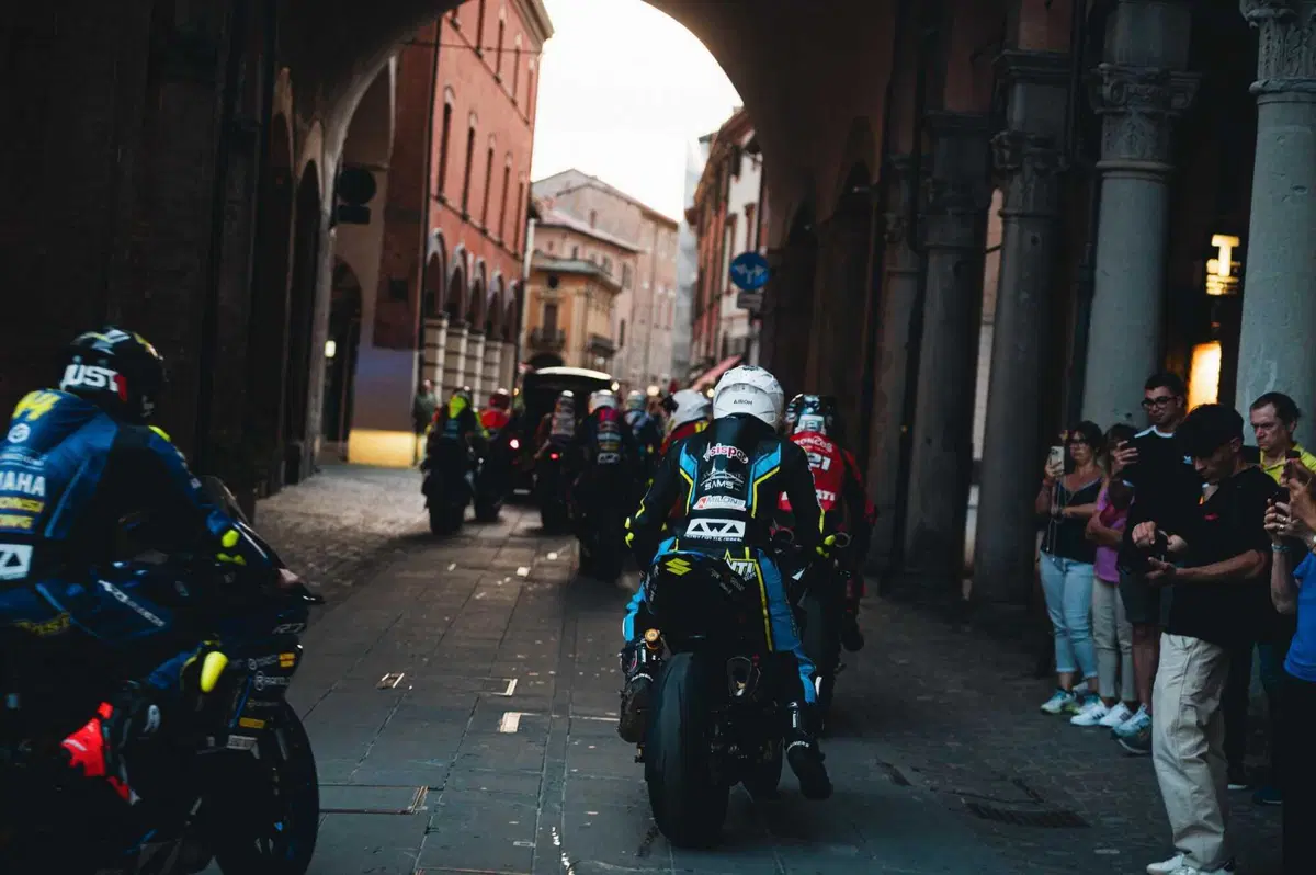 Dunlop CIV 2026, Imola: i piloti sfilano per le strade della città [VIDEO-GALLERY] (20)