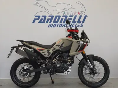 Benelli BKX 300 (2026) nuova