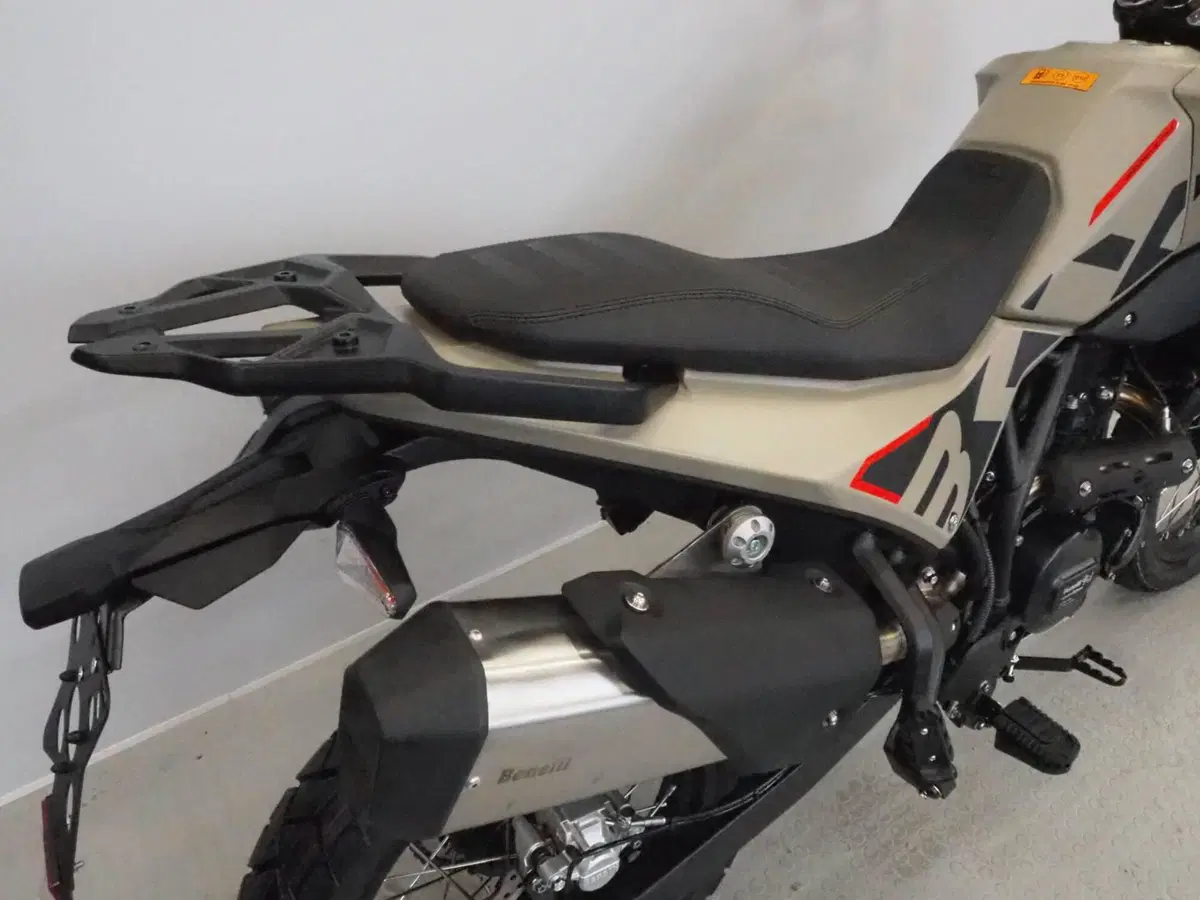 Benelli BKX 300 (2026) (4)