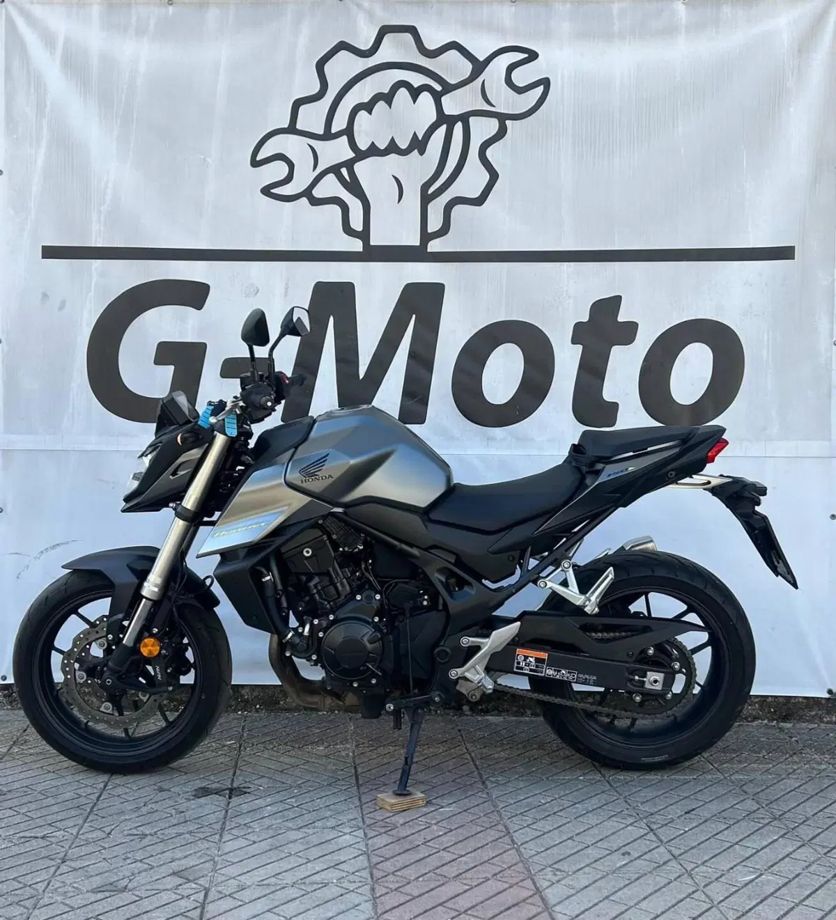 Honda CB 750 Hornet (2023 - 24) (3)