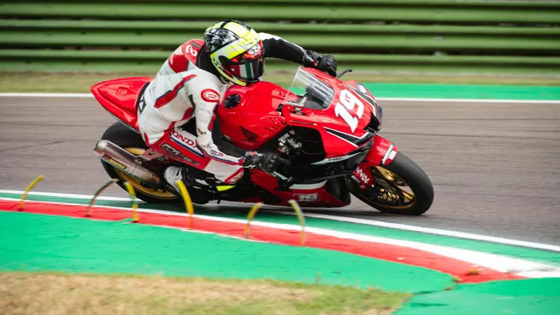 Dunlop CIV 2026, Imola. Le qualifiche del sabato: pole position di Giannini a precedere Cavalieri e Rinaldi [VIDEO-RISULTATI]