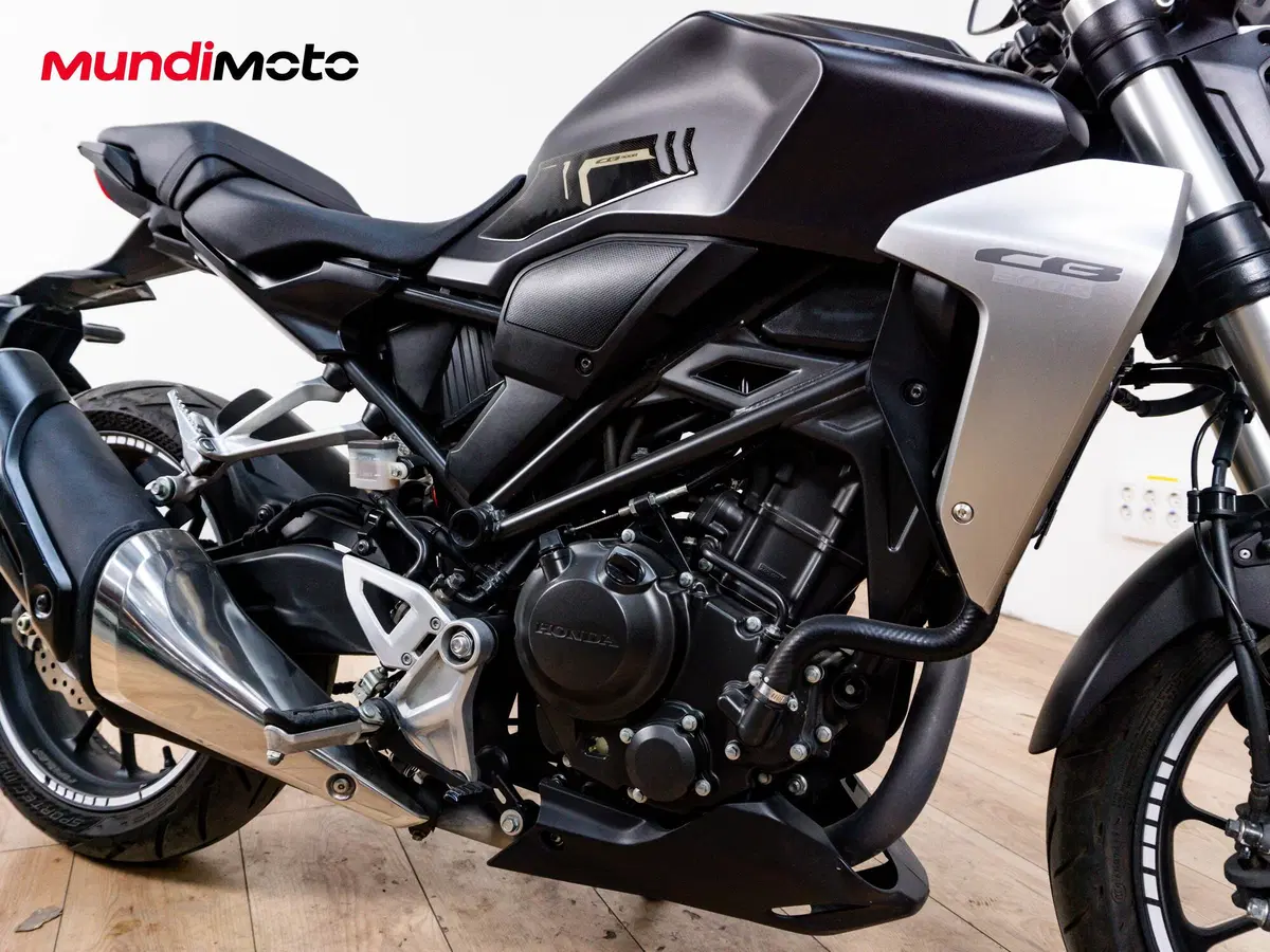 Honda CB 300 R (2020 - 21) (5)