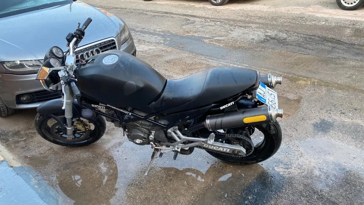 Ducati Monster 600 (1994 - 02) (3)