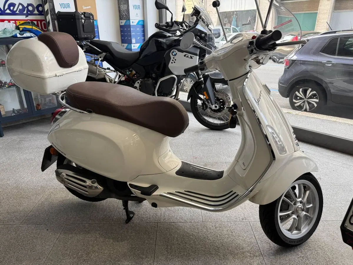 Vespa Primavera 125 (2021 - 23) (2)