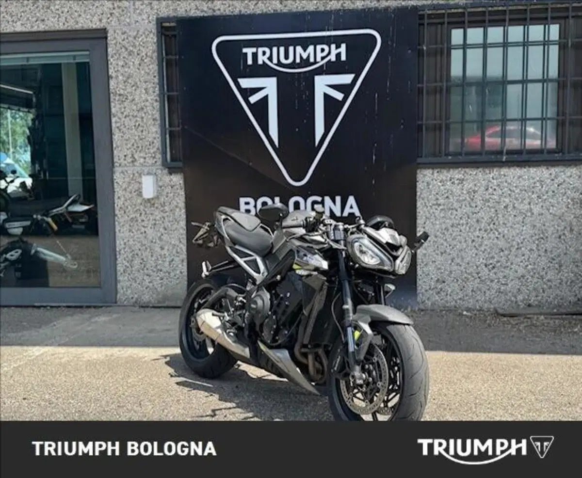 Triumph Street Triple 765 R (2023 - 26) (10)