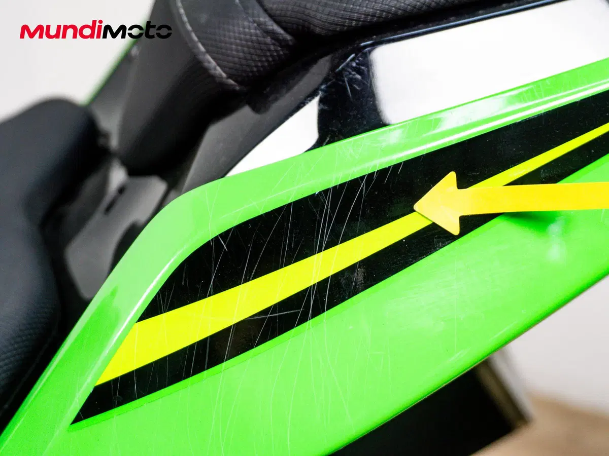 Kawasaki Ninja 400 (2023) (14)