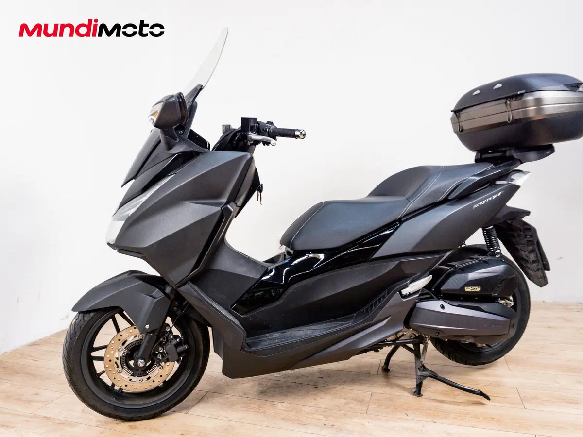 Honda Forza 125 (2025 - 26) (8)