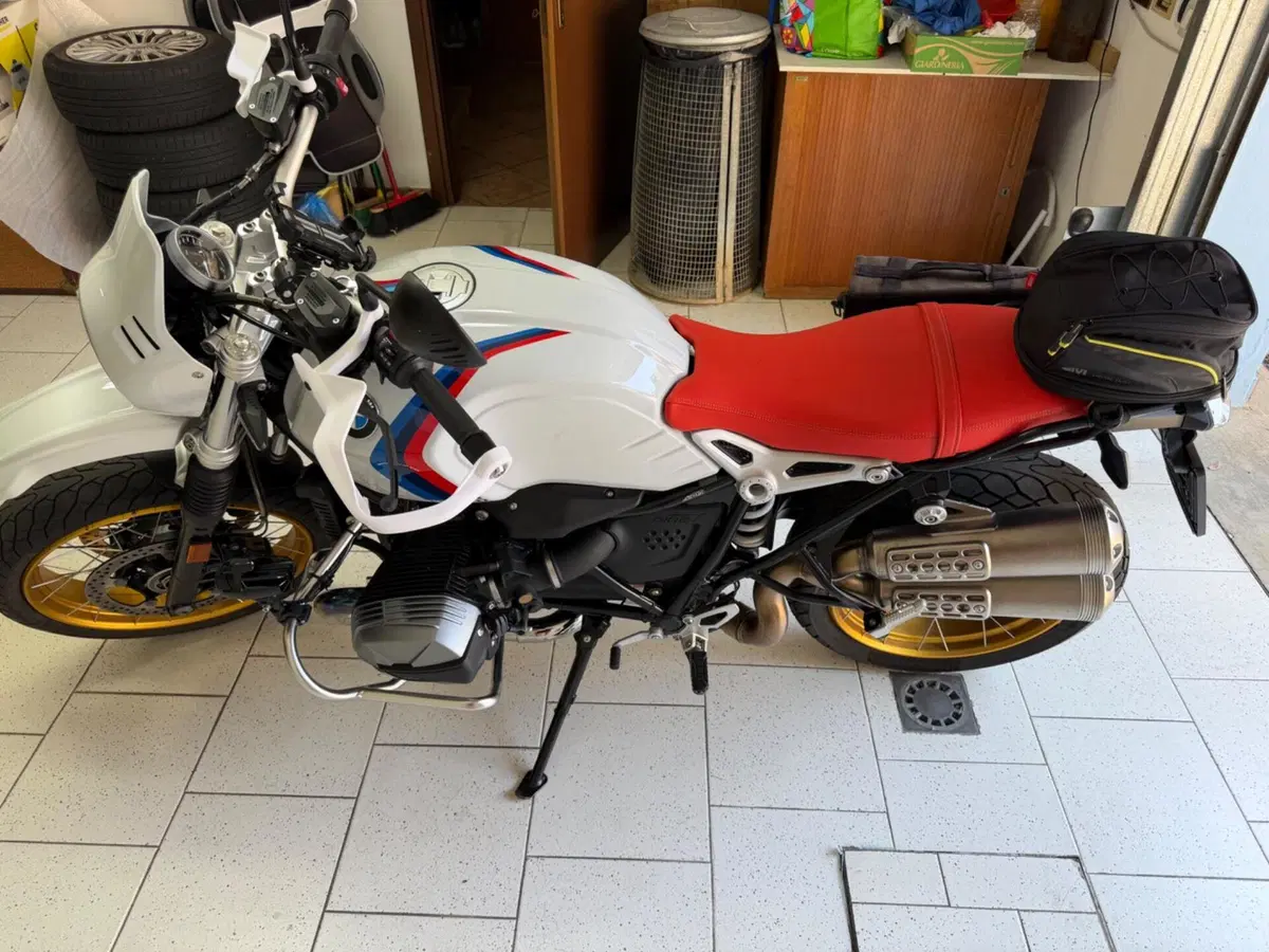 Bmw R nineT Urban GS (2021 - 24) (3)