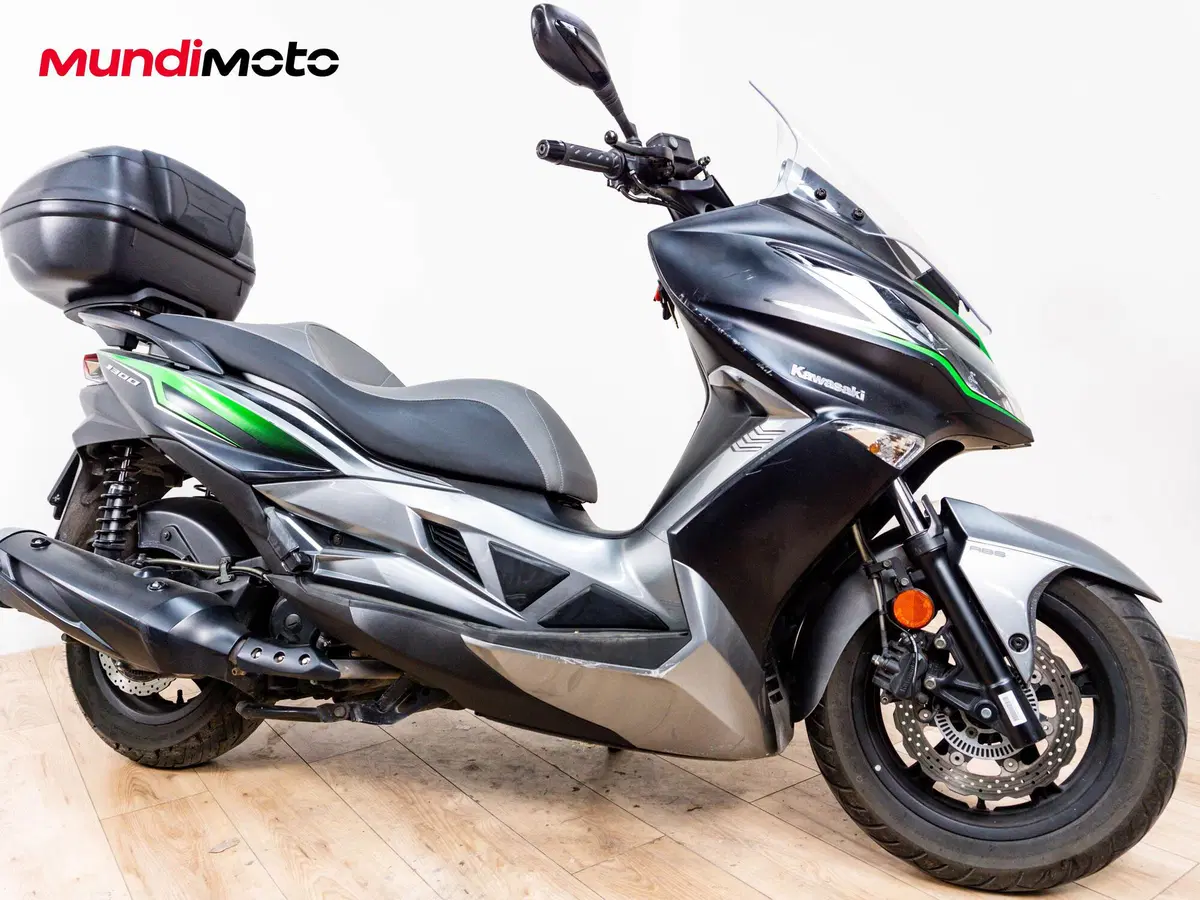 Kawasaki J 300 ABS (2014 - 16) (2)