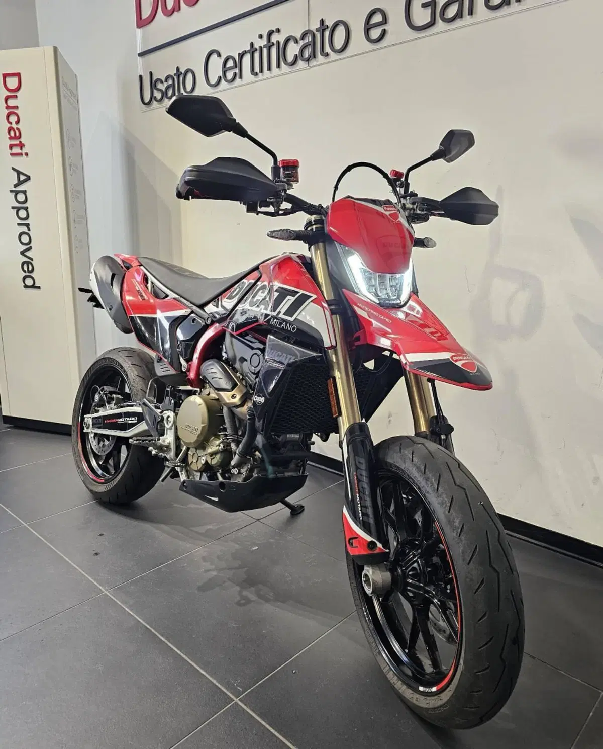 Ducati Hypermotard 698 Mono (2024 - 26) (3)