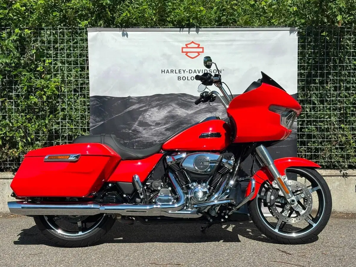Harley-Davidson Road Glide (2024 - 26)