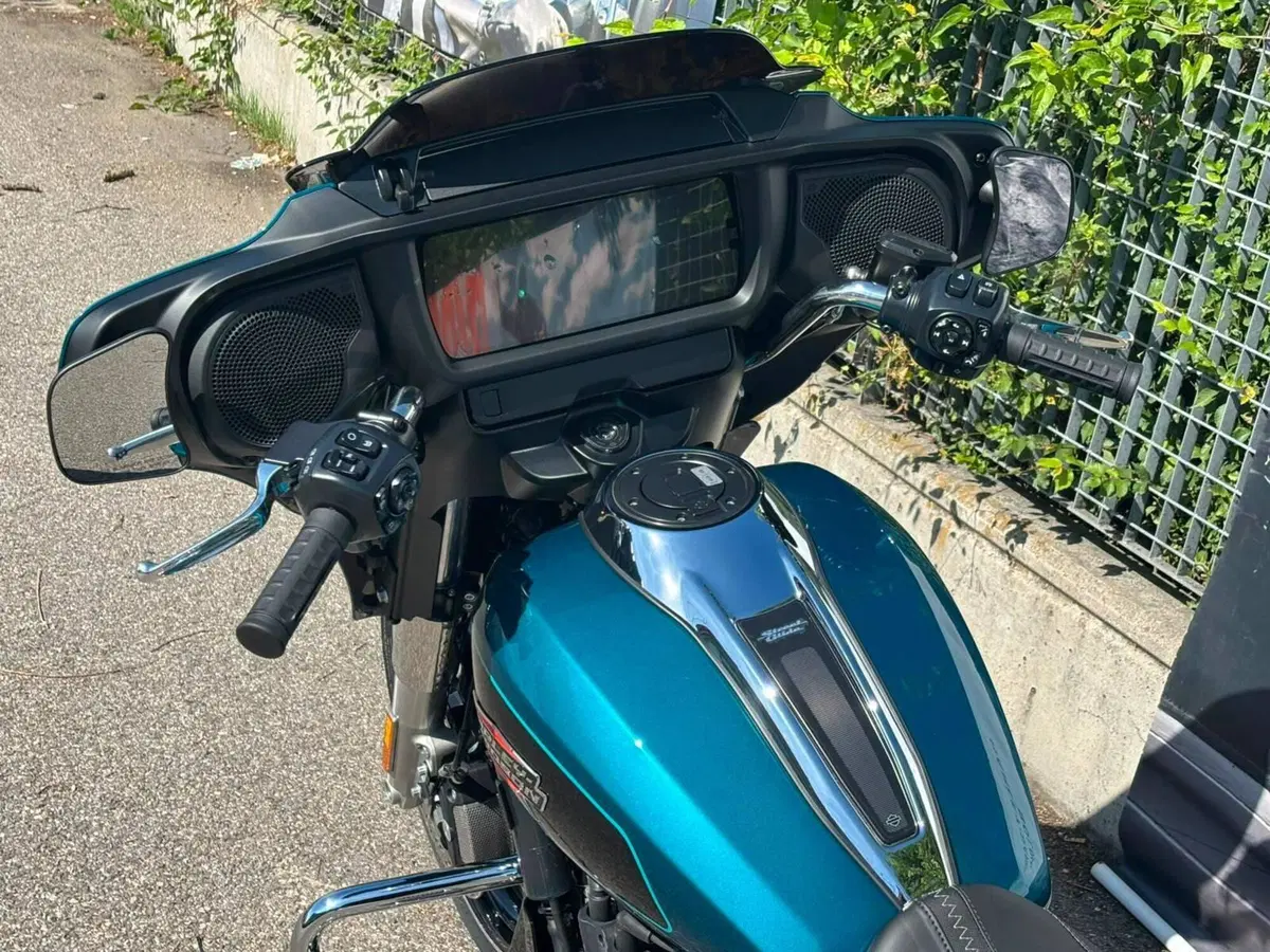 Harley-Davidson Street Glide (2024 - 26) (2)