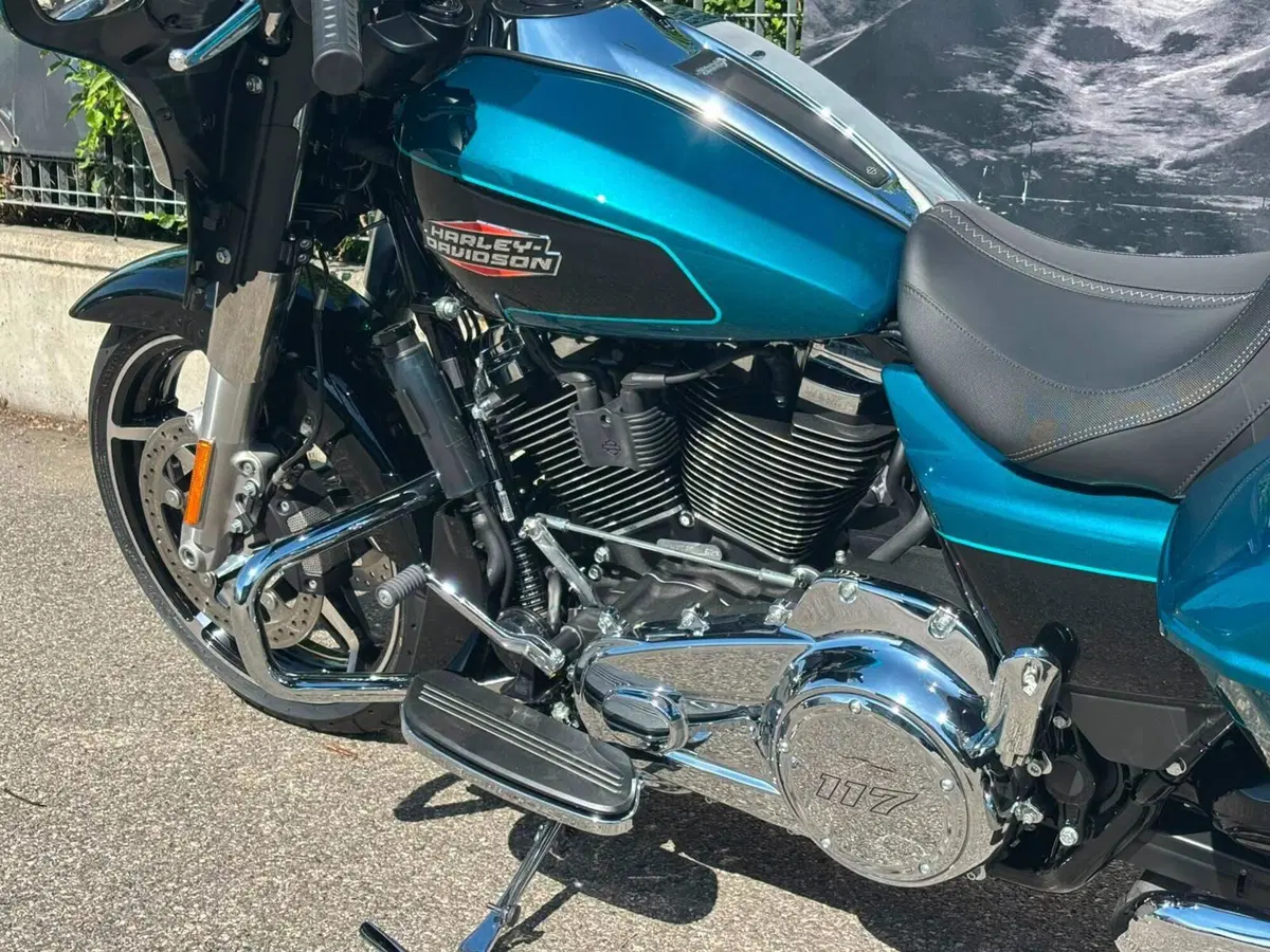 Harley-Davidson Street Glide (2024 - 26) (7)