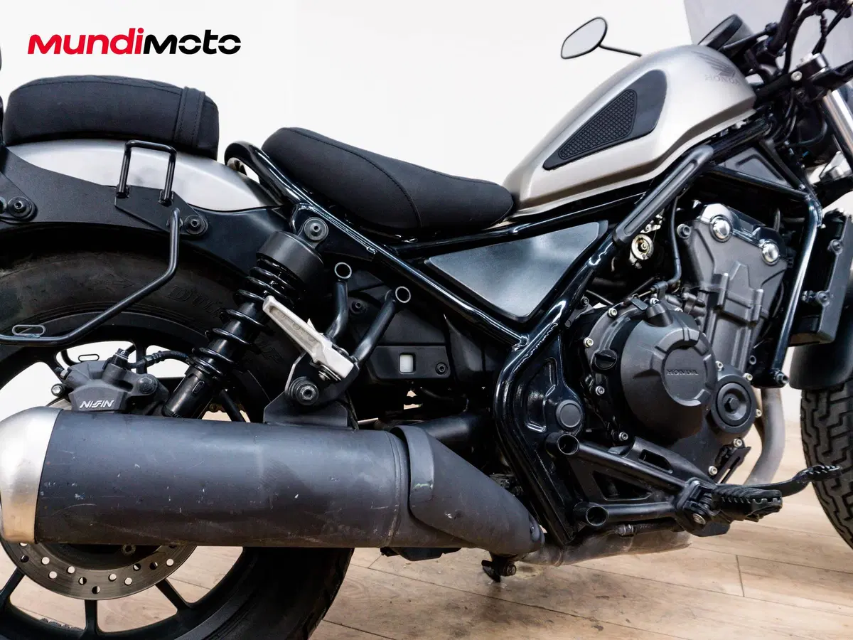 Honda CMX 500 Rebel + Special Edition (2025 - 26) (4)