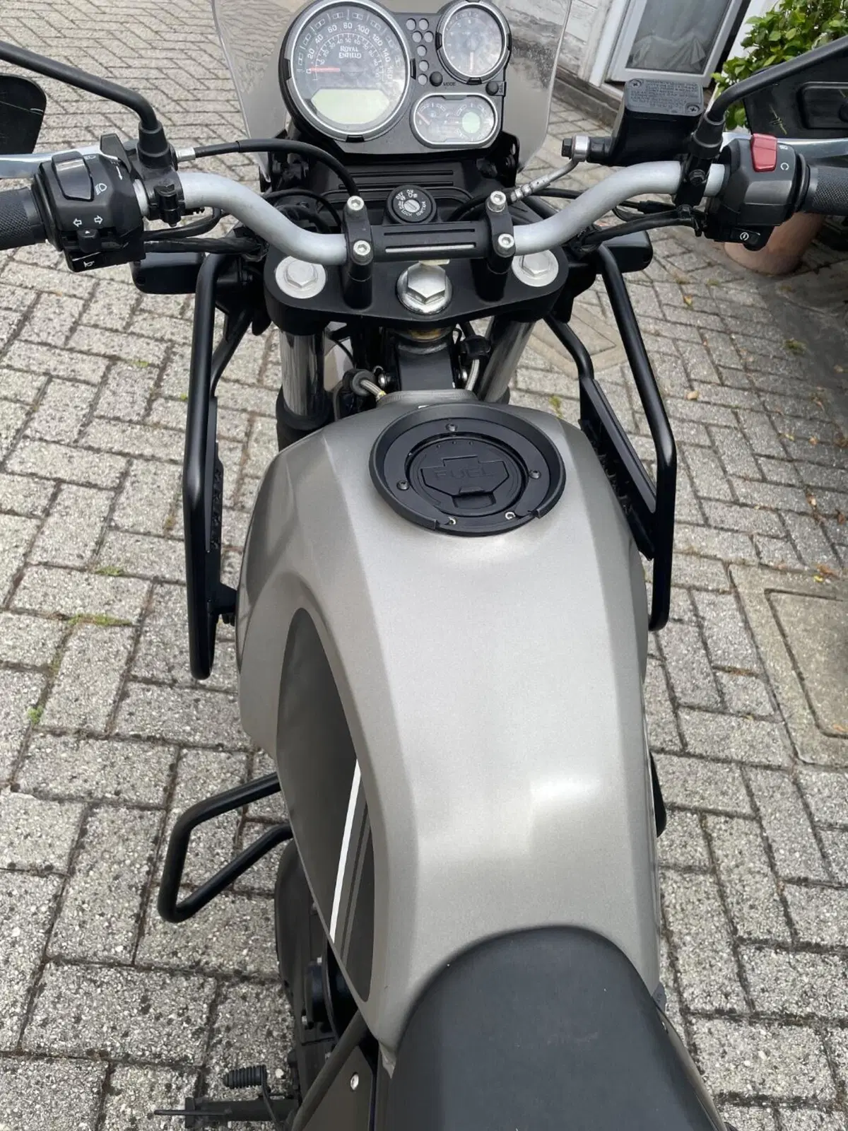 Royal Enfield Himalayan 411 (2021 - 24) (7)