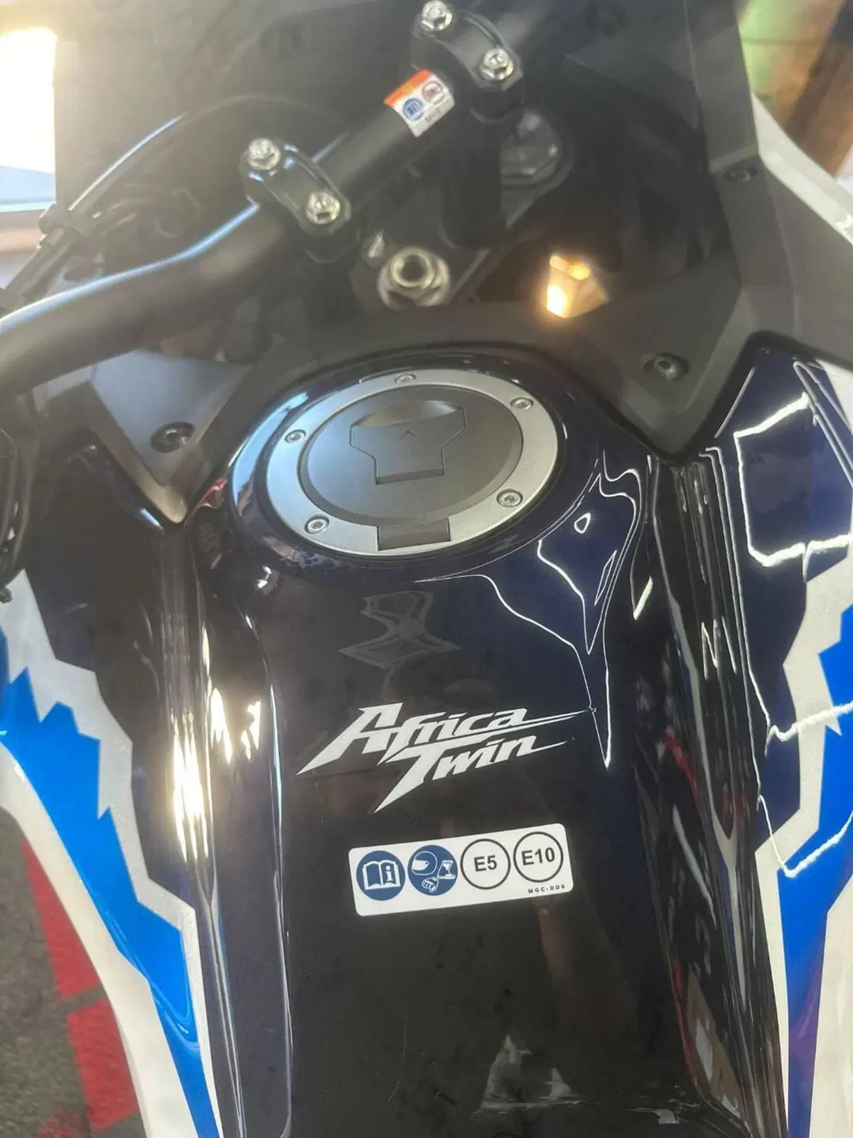 Honda Africa Twin CRF 1100L ES DCT (2024 - 26) (11)